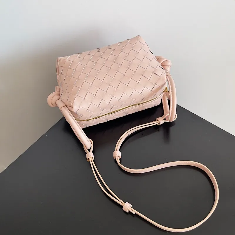 All categories 💚 Authentic bags 💚 BV 2025 new BV crossbody bag